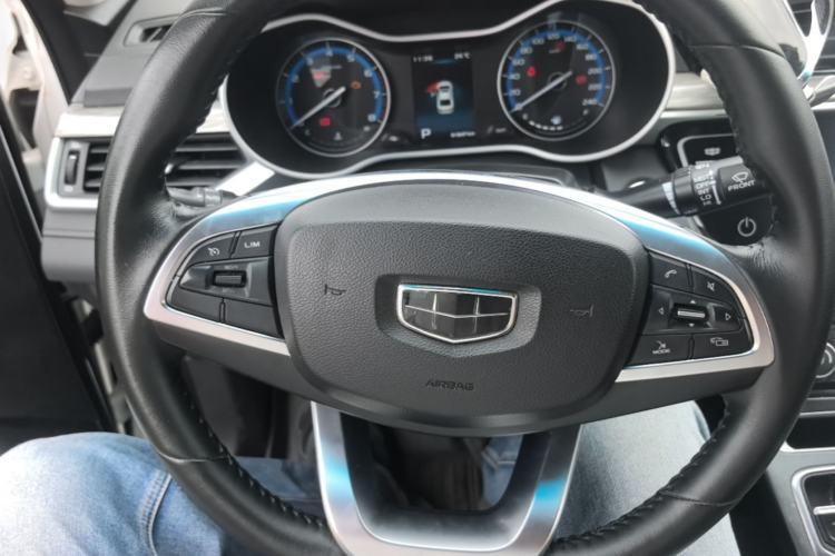 Used Geely Auto Emgrand 2019 Leading Edition 1.5L CVT Luxury Model China VI Standard Steering Wheel