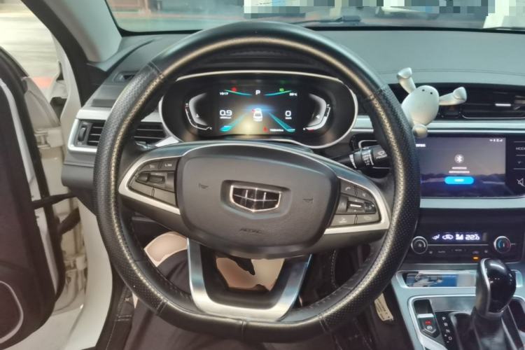 Used Geely Auto Emgrand 2019 Leading Edition 1.5L CVT Upward-Connected Model China VI Standard Steering Wheel