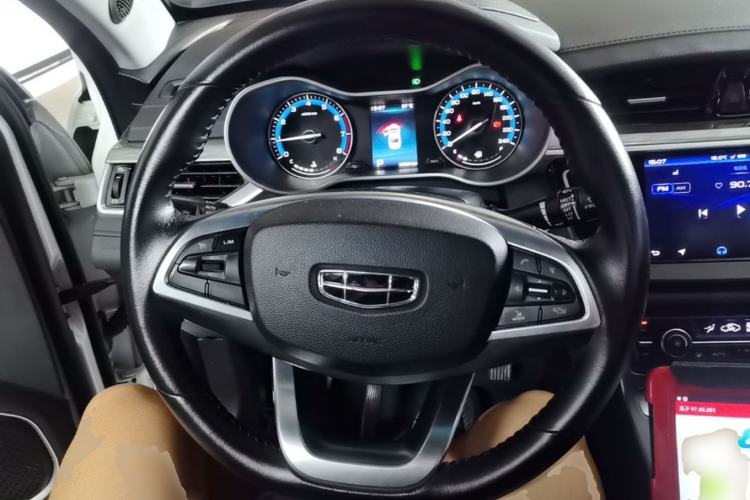 Used Geely Auto Emgrand 2019 Leading Edition 1.5L CVT Luxury Model China VI Standard Steering Wheel