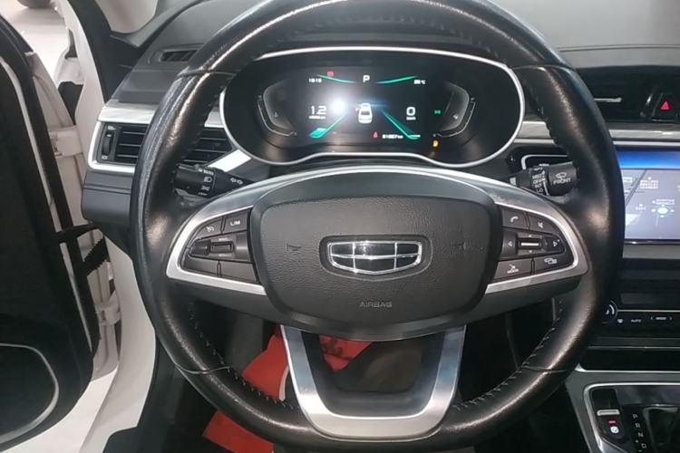 Used Geely Auto Emgrand 2019 Leading Edition 1.5L CVT Upward-Connected Model China VI Standard Steering Wheel