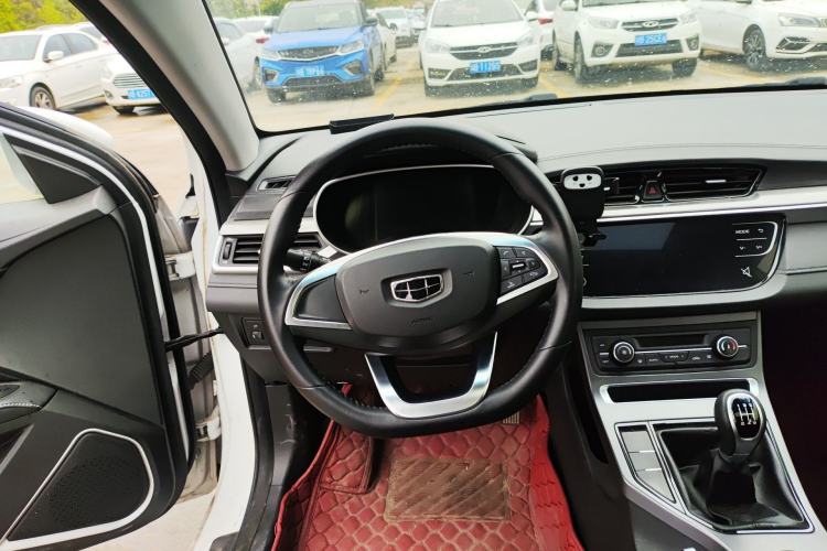 Used Geely Auto Emgrand 2019 Leading Edition 1.5L Manual Upgraded Connectivity Model China VI Standard Steering Wheel