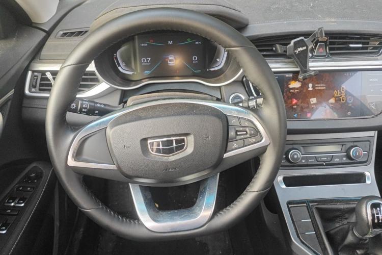 Used Geely Auto Emgrand 2019 Leading Edition 1.5L Manual Upgraded Connectivity Model China VI Standard Steering Wheel