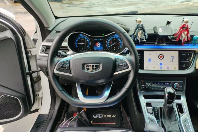 Used Geely Auto Emgrand 2019 Leading Edition 1.5L CVT Luxury Model China VI Standard Steering Wheel
