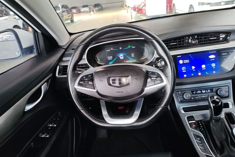 Used Geely Auto Emgrand 2019 Leading Edition 1.5L CVT Upward-Connected Model China VI Standard Steering Wheel