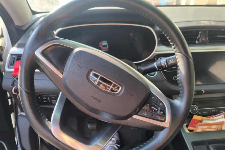 Used Geely Auto Emgrand 2019 Leading Edition 1.5L Manual Upgraded Connectivity Model China VI Standard Steering Wheel