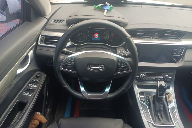 Used Geely Auto Emgrand 2019 Leading Edition 1.5L CVT Luxury Model China VI Standard Steering Wheel