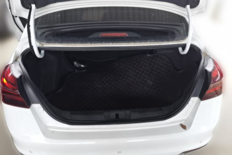 Used Geely Auto Emgrand 2019 Leading Edition 1.5L CVT Upward Asian Games Edition China V Trunk