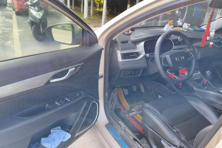 Used Geely Auto Emgrand 2019 Leading Edition 1.5L Manual Upward Asian Games Edition China VI Driver Seat