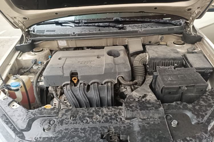 Used Geely Auto Emgrand 2019 Leading Edition 1.5L CVT Luxury Model China VI Standard Engine Bay