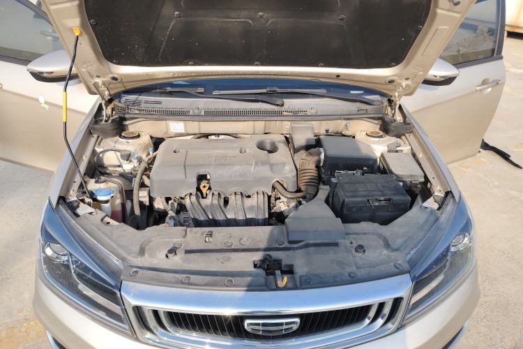 Used Geely Auto Emgrand 2019 Leading Edition 1.5L CVT Luxury Model China VI Standard Engine Bay