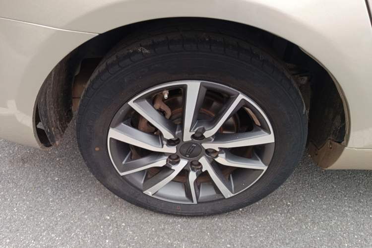 Used Geely Auto Emgrand 2019 Leading Edition 1.5L Manual Upward Asian Games Edition China VI Exterior 8