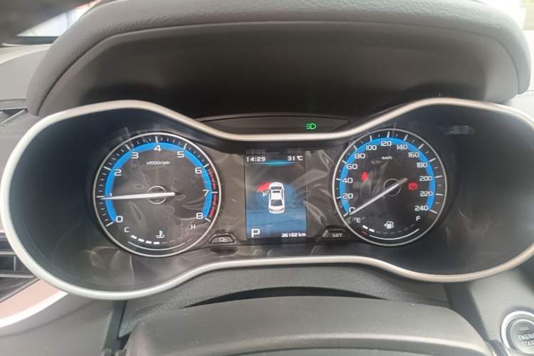 Used Geely Auto Emgrand 2019 Leading Edition 1.5L CVT Luxury Model China VI Standard Instrument Cluster
