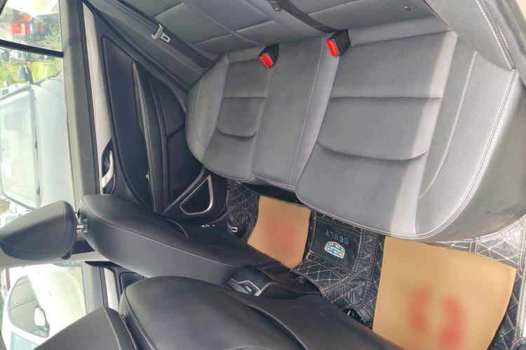 Used Geely Auto Emgrand 2019 Leading Edition 1.5L Manual Upward Asian Games Edition China VI Interior 2