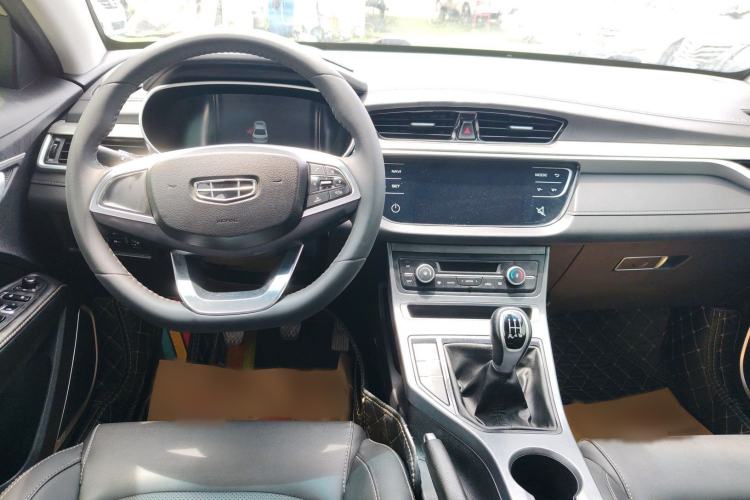 Used Geely Auto Emgrand 2019 Leading Edition 1.5L Manual Upward Asian Games Edition China VI Interior 3