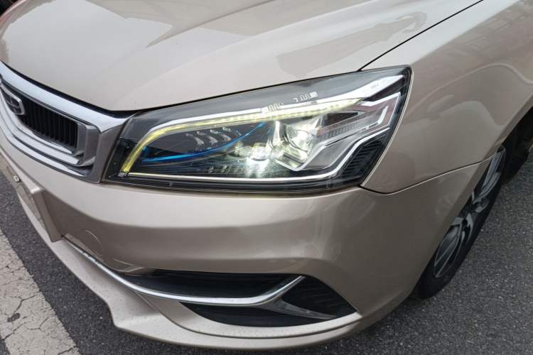 Used Geely Auto Emgrand 2019 Leading Edition 1.5L Manual Upward Asian Games Edition China VI Left Front Headlight