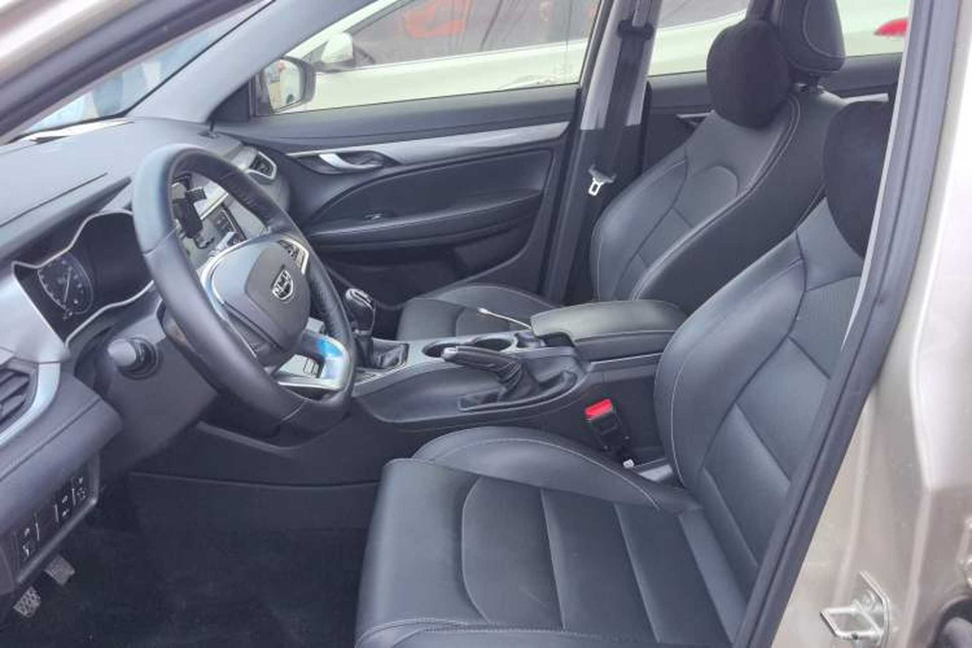 Used Geely Auto Emgrand 2019 Leading Edition 1.5L Manual Luxury Model China VI Standard Left Front Seat