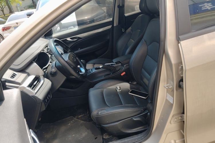 Used Geely Auto Emgrand 2019 Leading Edition 1.5L Manual Luxury Model China VI Standard Left Front Seat