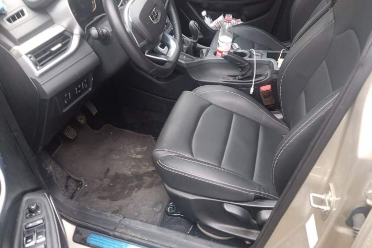 Used Geely Auto Emgrand 2019 Leading Edition 1.5L Manual Upgraded Connectivity Model China VI Standard Left Front Seat