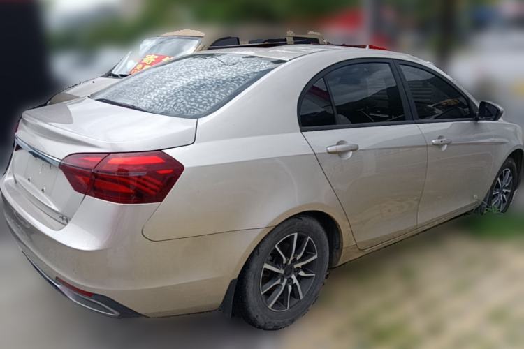 Used Geely Auto Emgrand 2019 Leading Edition 1.5L CVT Luxury Model China V Standard Rear Right 45 Deg