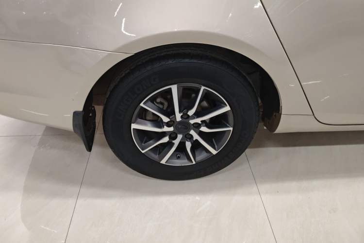 Used Geely Auto Emgrand 2019 Leading Edition 1.5L CVT Luxury Model China VI Standard Right Rear Wheel Hub