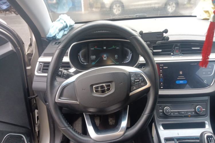 Used Geely Auto Emgrand 2019 Leading Edition 1.5L Manual Upgraded Connectivity Model China VI Standard Steering Wheel