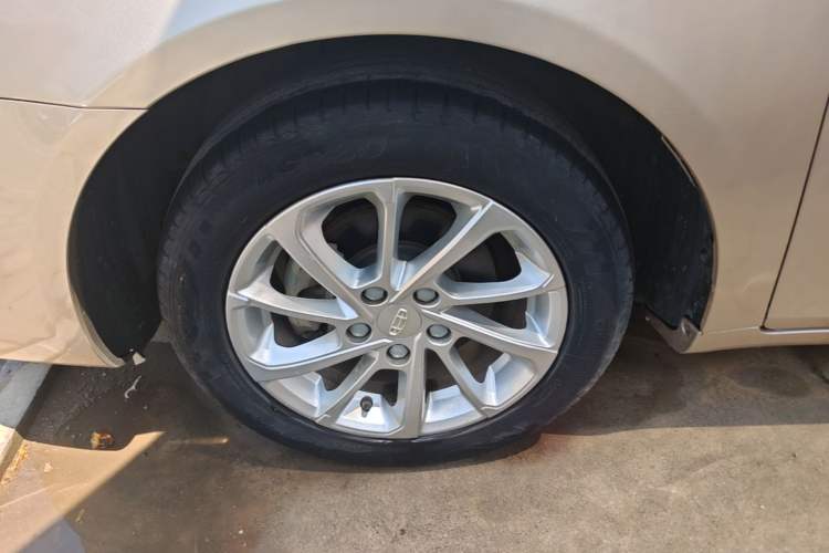 Used Geely Auto Emgrand 2020 1.5L CVT Upward Version Exterior 4