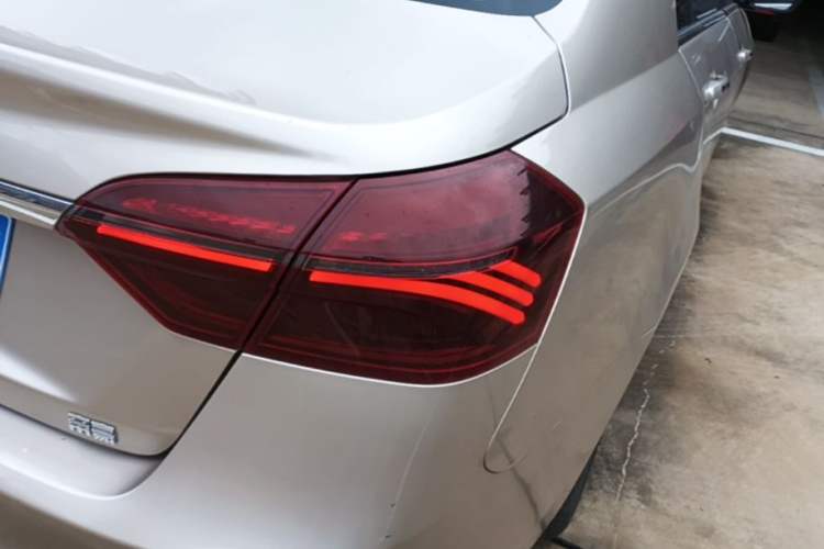 Used Geely Auto Emgrand 2020 1.5L Manual Upward Edition Right Rear Taillight