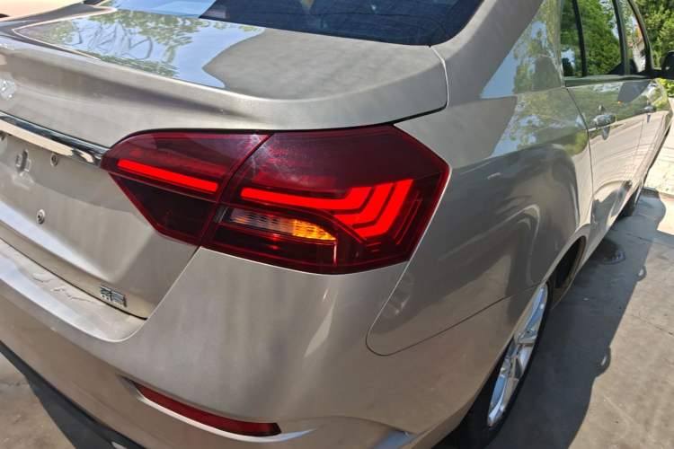 Used Geely Auto Emgrand 2020 1.5L CVT Upward Version Right Rear Taillight