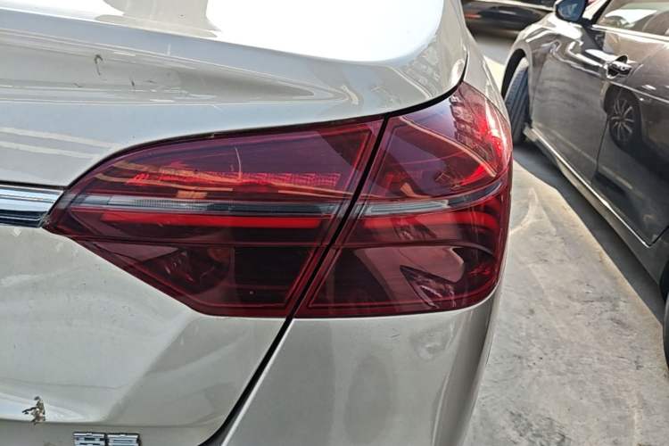 Used Geely Auto Emgrand 2020 1.5L CVT Upward Version Right Rear Taillight