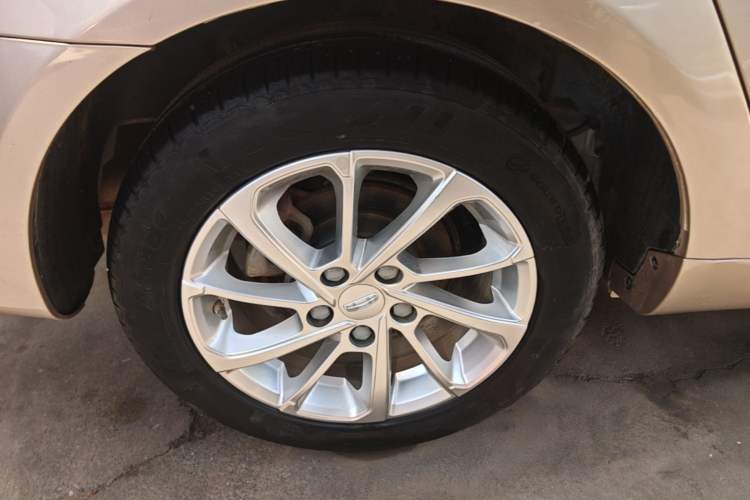 Used Geely Auto Emgrand 2020 1.5L CVT Upward Version Right Rear Wheel Hub