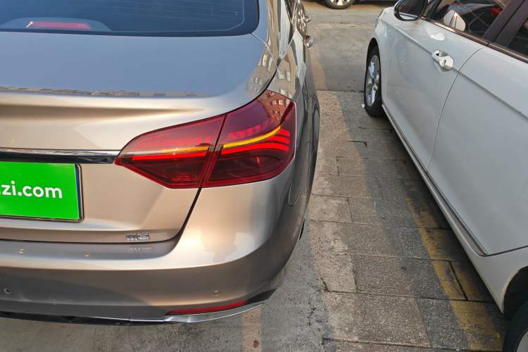 Used Geely Auto Emgrand 2020 1.5L CVT Upward Version Exterior 3
