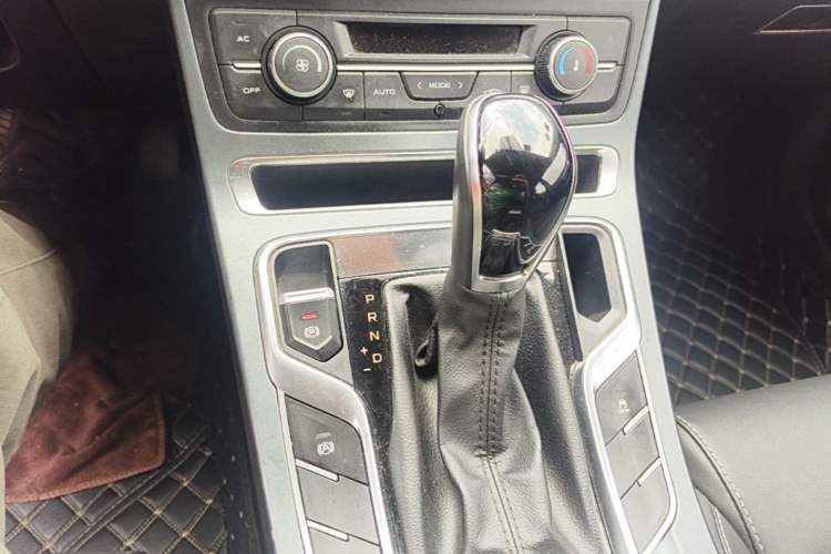 Used Geely Auto Emgrand 2020 1.5L CVT Upward Version Gear Lever