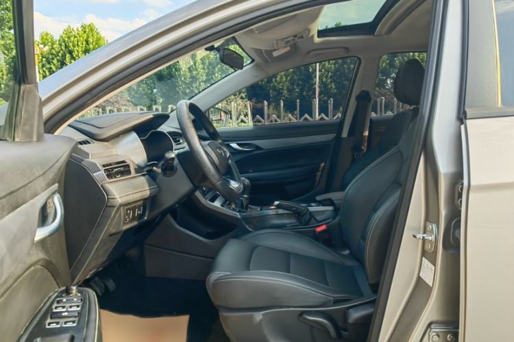 Used Geely Auto Emgrand 2020 1.5L Manual Luxury Model Interior 1