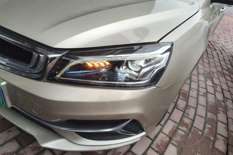 Used Geely Auto Emgrand 2020 1.5L CVT Upward Version Left Front Headlight