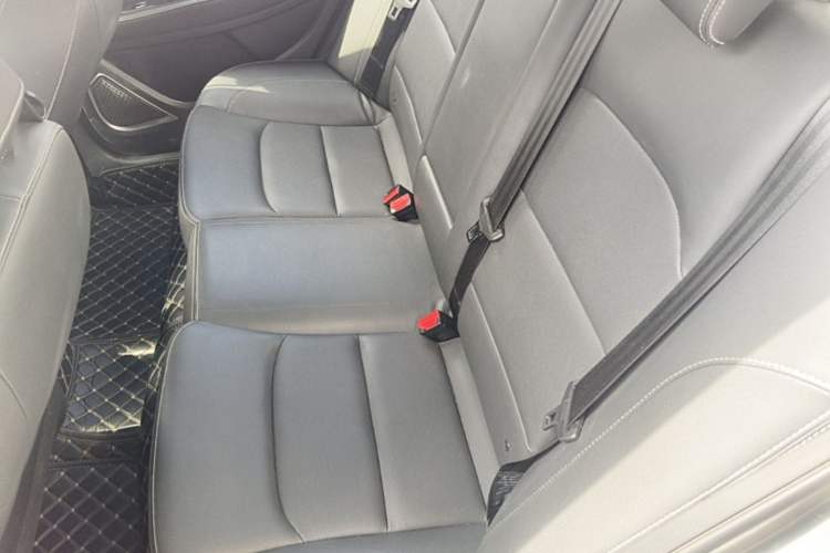 Used Geely Auto Emgrand 2020 1.5L CVT Upward Version Left Rear Seat