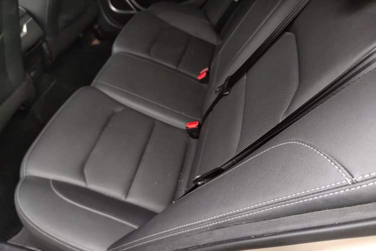 Used Geely Auto Emgrand 2020 1.5L CVT Upward Version Left Rear Seat