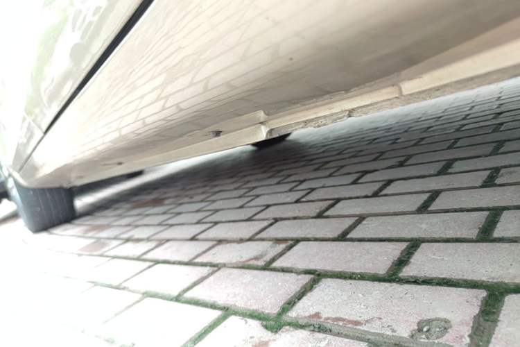 Used Geely Auto Emgrand 2020 1.5L CVT Upward Version Left Side Sill