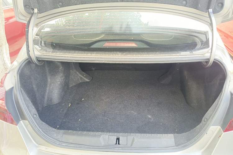 Used Geely Auto Emgrand 2020 1.5L CVT Upward Version Trunk