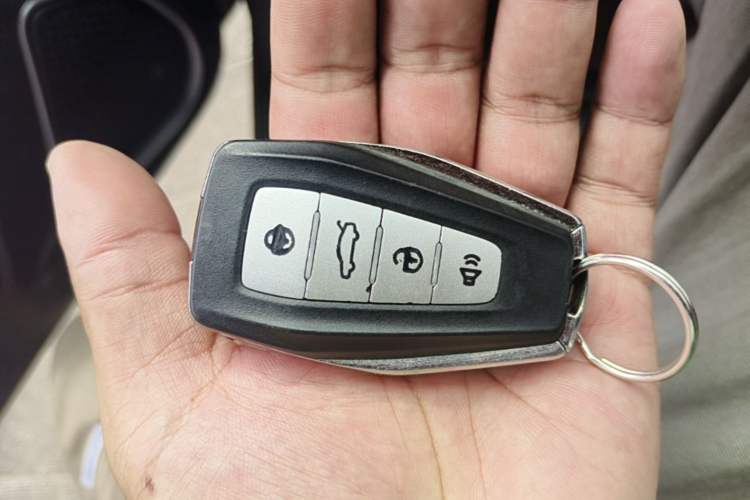 Used Geely Auto Emgrand 2020 1.5L CVT Upward Version Vehicle Key