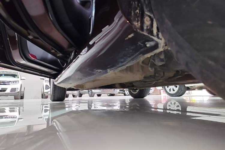 Used Geely Auto Emgrand 2020 1.5L Manual Luxury Model Left Side Sill