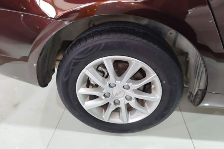 Used Geely Auto Emgrand 2020 1.5L Manual Luxury Model Right Rear Wheel Hub