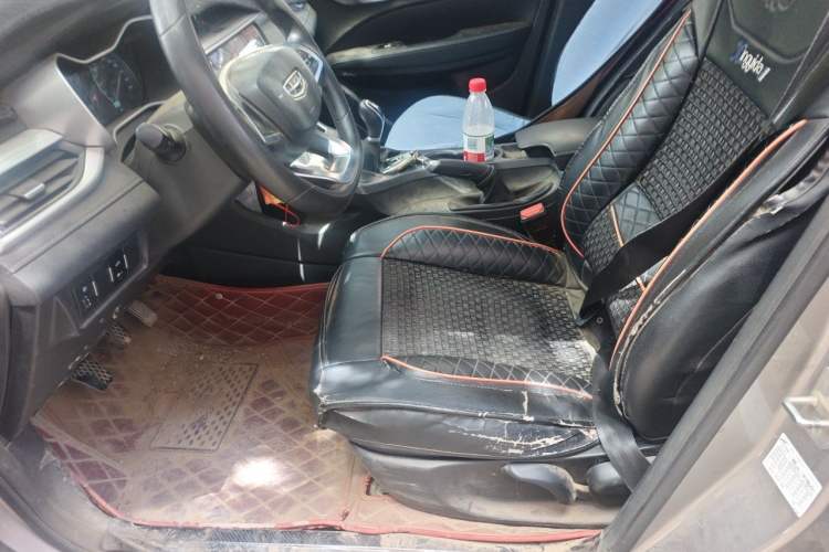 Used Geely Auto Emgrand 2020 1.5L Manual Luxury Model Driver Seat