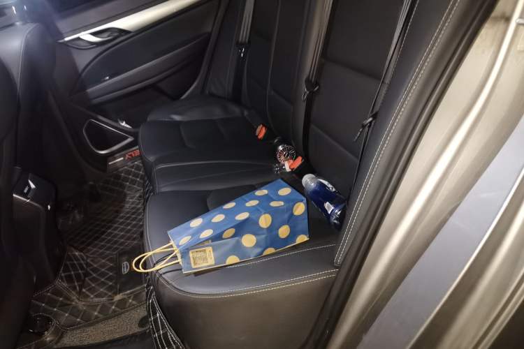 Used Geely Auto Emgrand 2020 1.5L CVT Upward Version Left Rear Seat