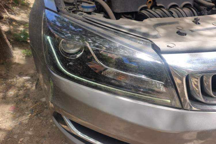 Used Geely Auto Emgrand 2020 1.5L Manual Luxury Model Right Front Headlight