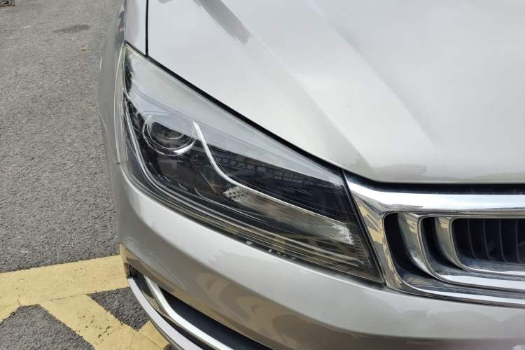Used Geely Auto Emgrand 2020 1.5L CVT Luxury Model Right Front Headlight