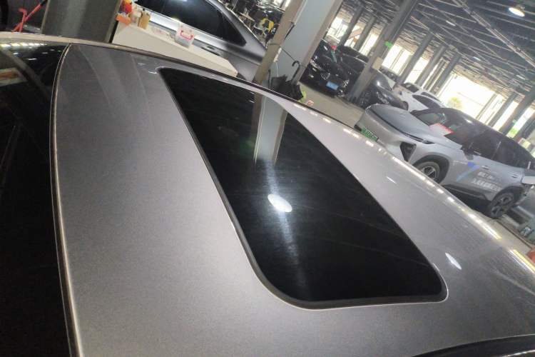Used Geely Auto Emgrand 2020 1.5L CVT Luxury Model Roof