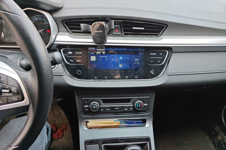 Used Geely Auto Emgrand 2020 1.5L Manual Luxury Model Audio And AC Panel