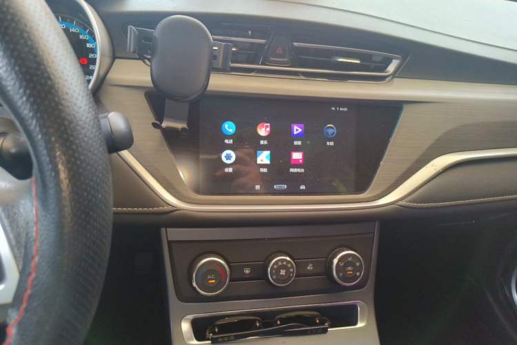Used Geely Auto Emgrand 2020 1.5L Manual Comfort Version Audio And AC Panel