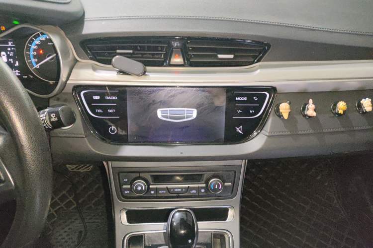 Used Geely Auto Emgrand 2020 1.5L CVT Luxury Model Audio And AC Panel