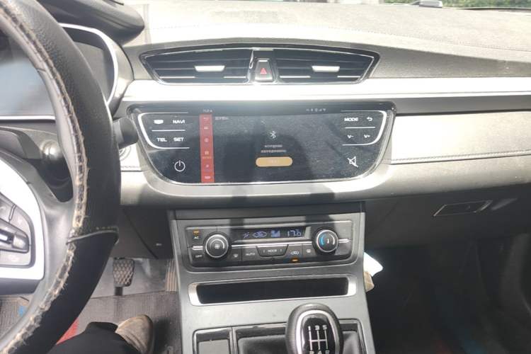 Used Geely Auto Emgrand 2020 1.5L Manual Upward Edition Audio And AC Panel